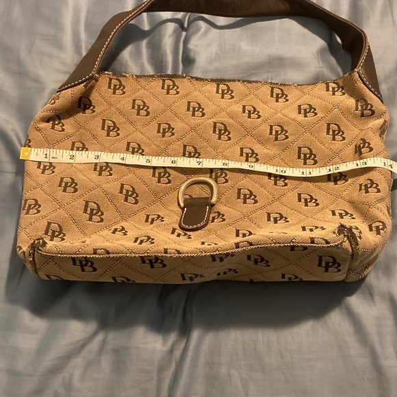 Dooney & Bourke purse - Picture 8 of 10